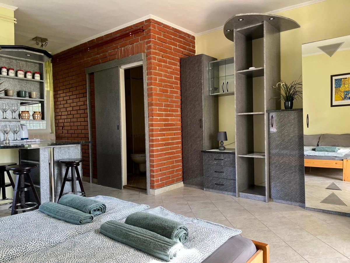 Apartmán Casa Di Bianca - Koezvetlen Vizparti Nyaralo Siófok Exteriér fotografie